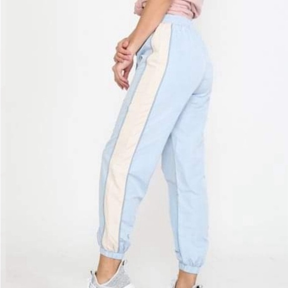 🍀NWT Wild Honey Skyblue/ White Side Strip Mesh Band Jogger pants - Picture 3 of 5